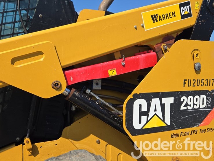 2019-caterpillar-299d2-image-28