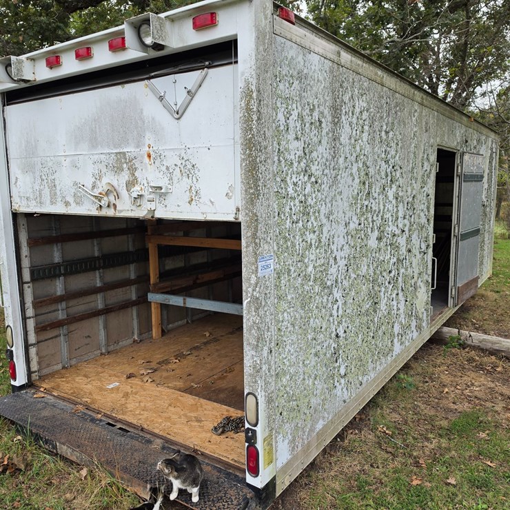#25263 • 26ft Box Truck Bed