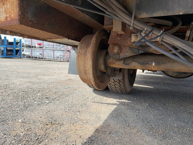 2002-caterpillar-3126-image-11
