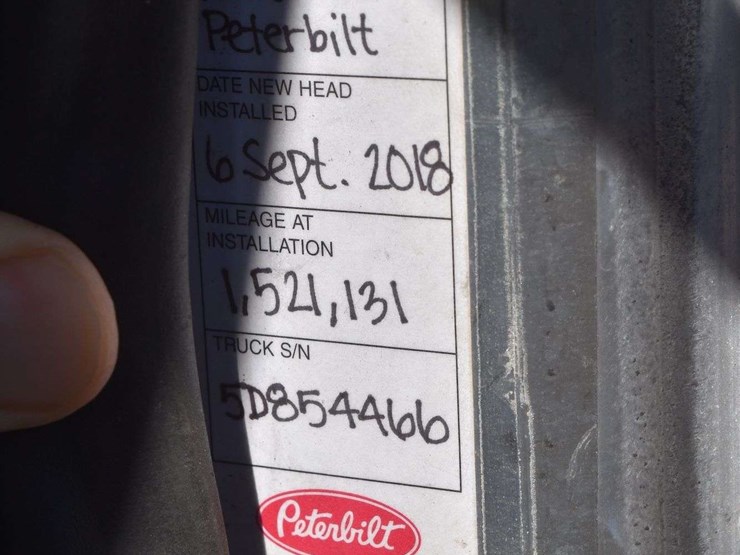 2005-peterbilt-379-image-69