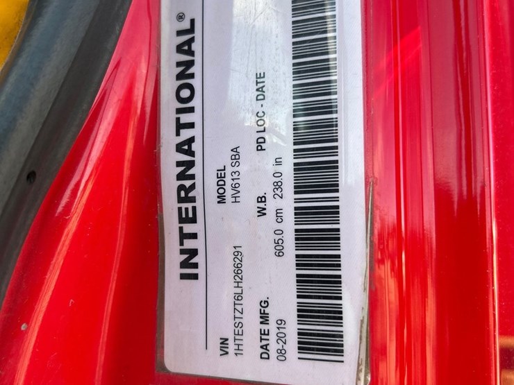 2020-international-hv613-image-91