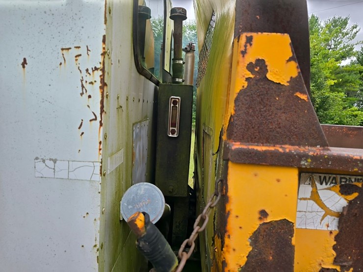 #2032-•-ago-trackt-gt1000h-dump-truck-image-14