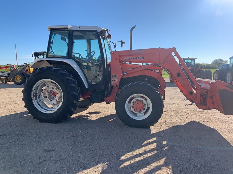 new-holland-7740-image-4
