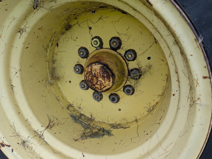 john-deere-1210-image-17