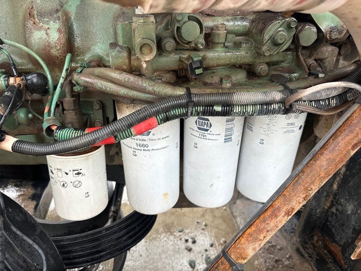#5620-•-volvo-penta-twin-disc-pto-generator-image-33