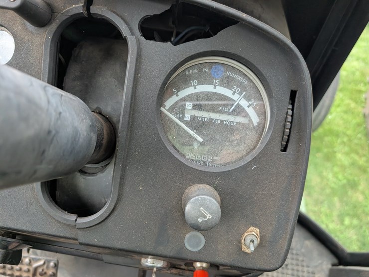 1976-john-deere-4430-image-33