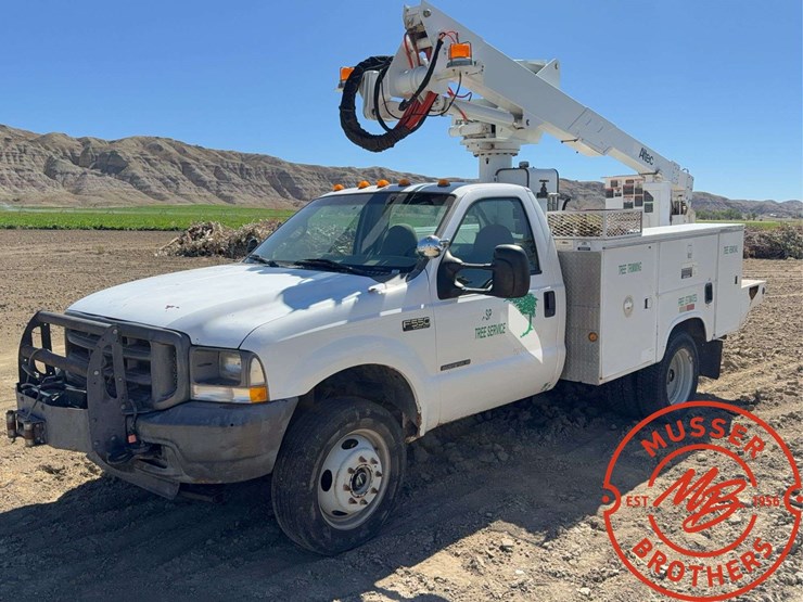 2002-ford-f550-image-1