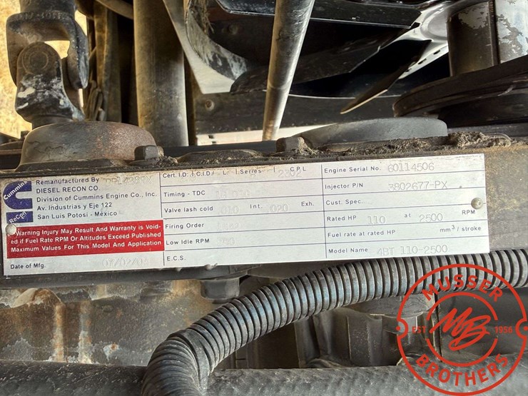 hesston-8450-image-13