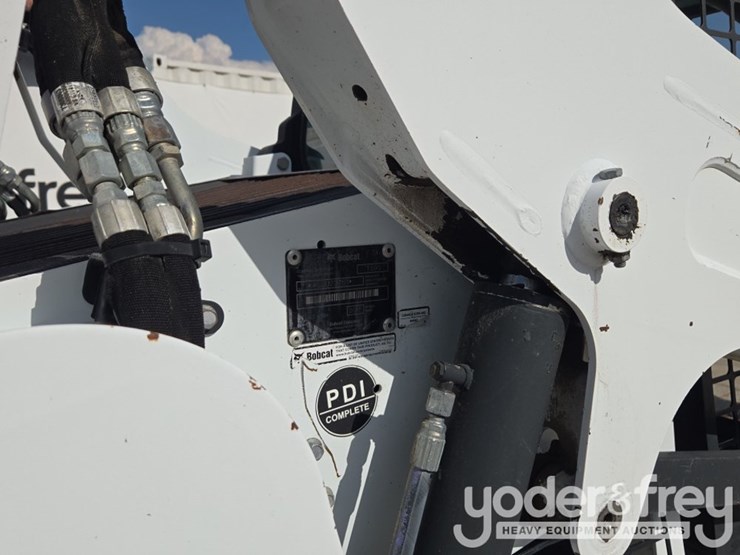 2017-bobcat-t590-image-29