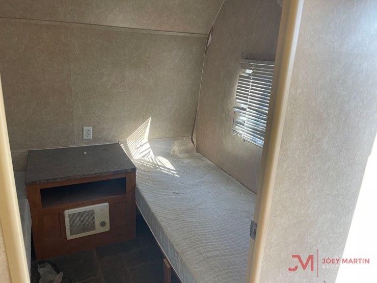 2015-allen-idle-time-t/a-camper-image-16