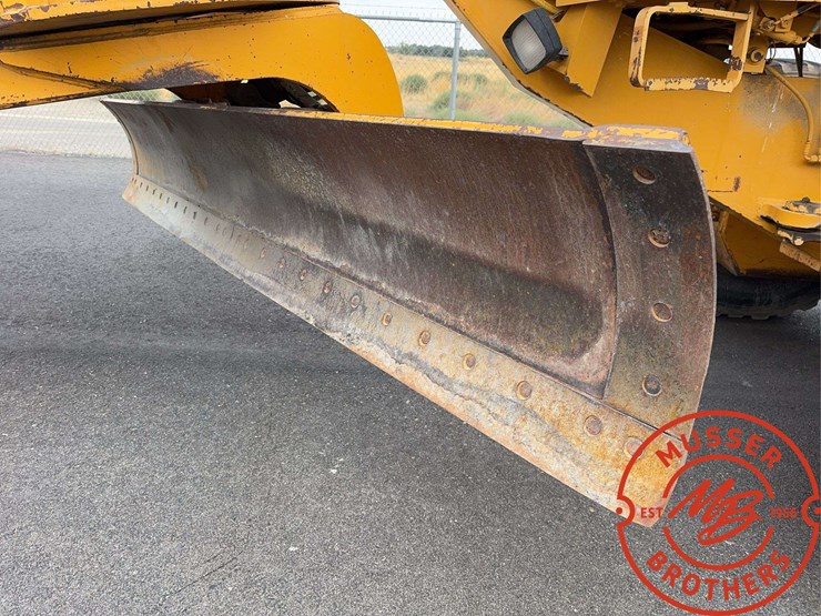 deere-670b-image-25