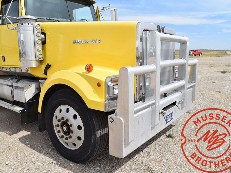 2001-western-star-4964ex-image-12