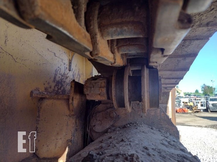 2002-deere-700h-lt-image-28