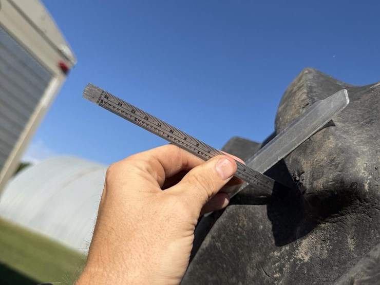 6x-case-tractor-rims-and-tires-image-9