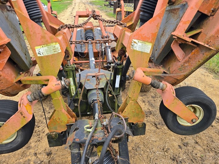 #2068-•-woods-16'-flex-wing-finish-mower-image-11