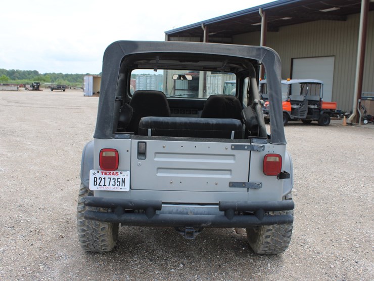 1989-jeep-wrangler-image-4