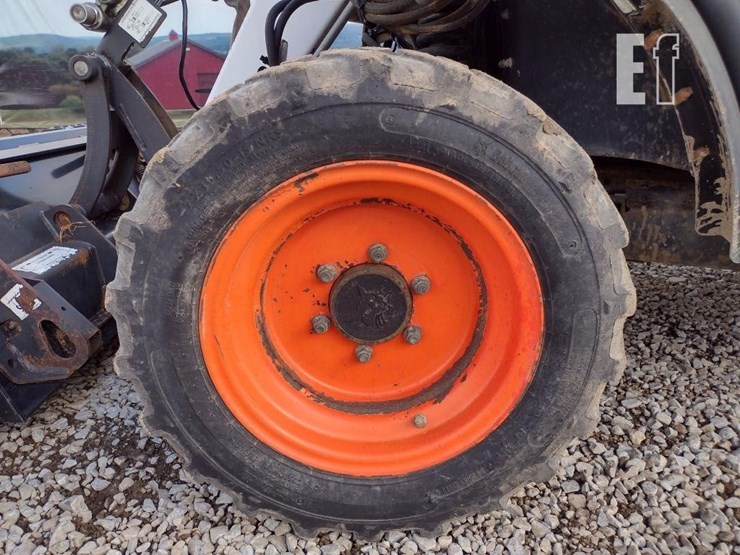2006-bobcat-toolcat-5600-image-16