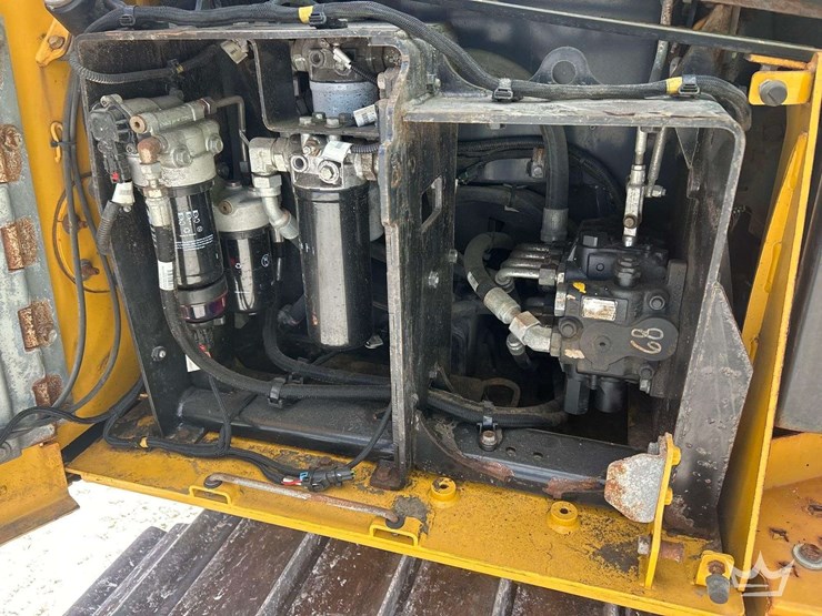 deere-1400b-image-11