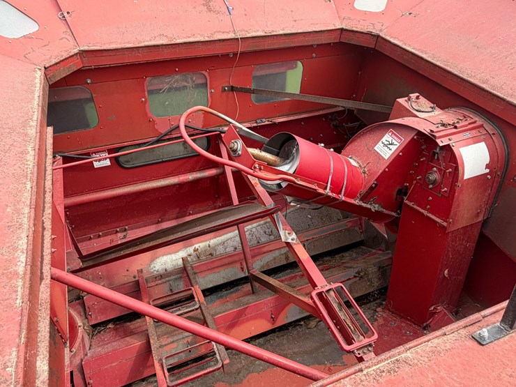1994-case-ih-2144-image-25