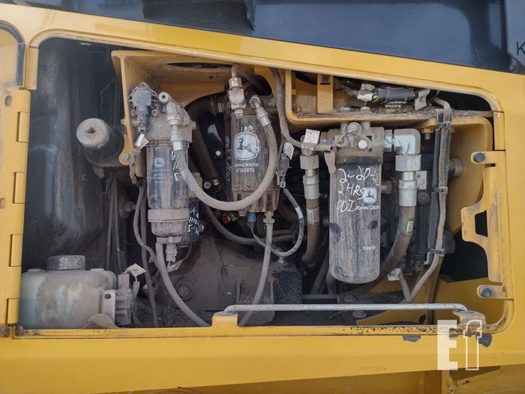 deere-650k-xlt-image-32