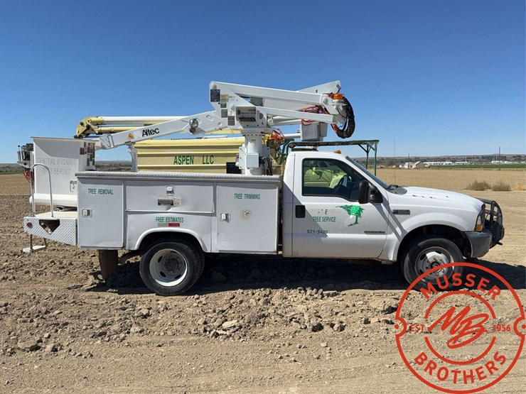 2002-ford-f550-image-6