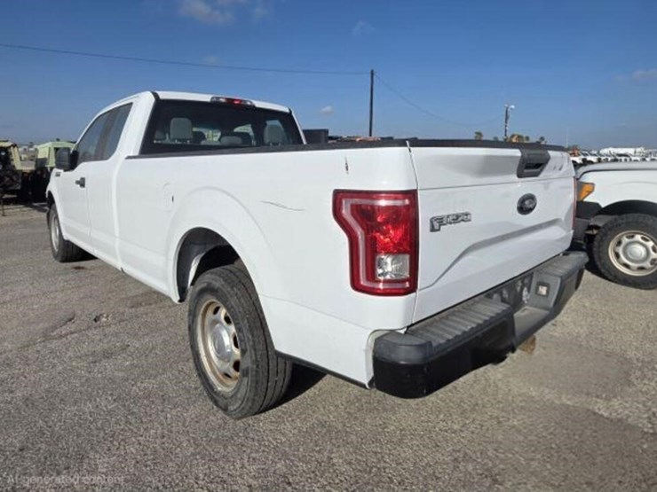 2017-ford-f150-image-4