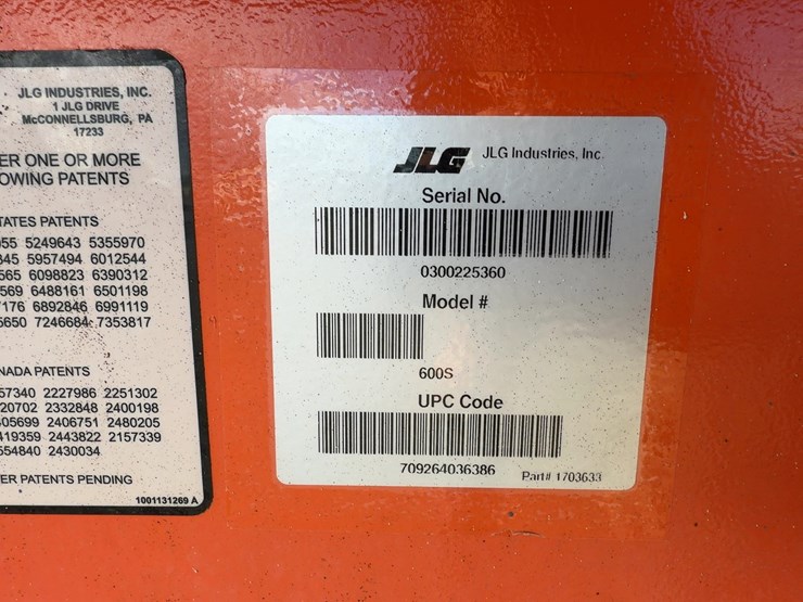 2017-jlg-600s-image-18