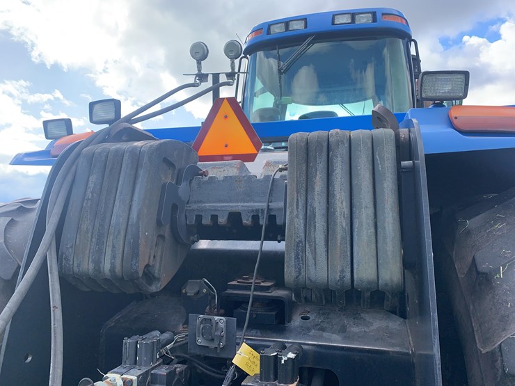 2004-new-holland-tj375-image-36