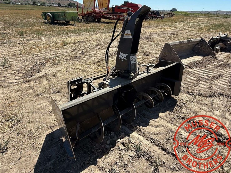 6'-bobcat-1812-snowblower-attachment-image-3