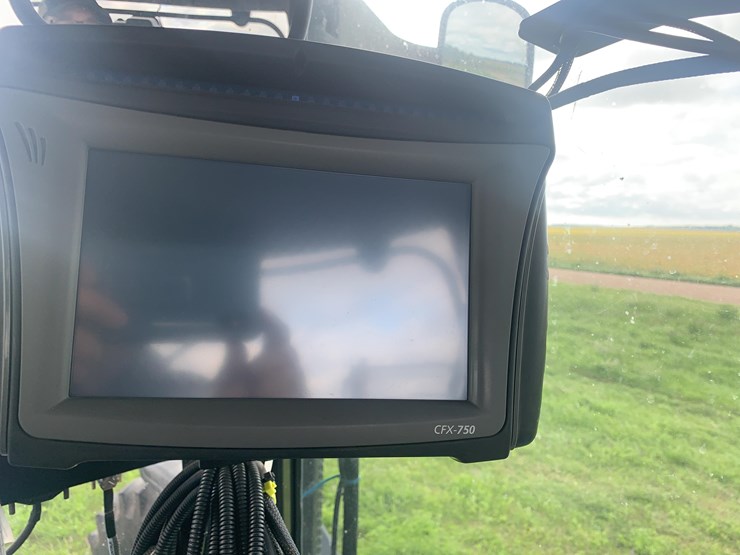 new-holland-ts125a-image-40