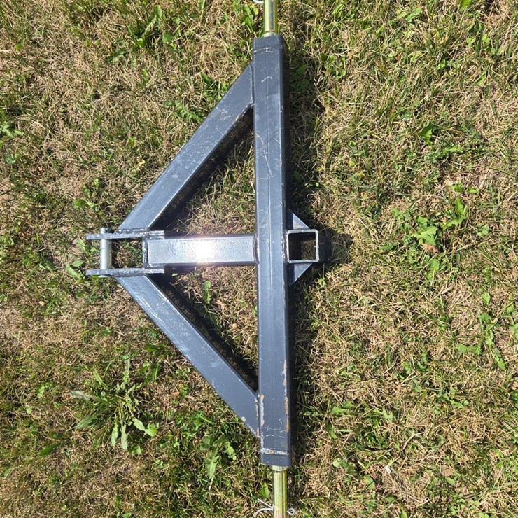 #2247 • (Edmore)class 2 quick hitch