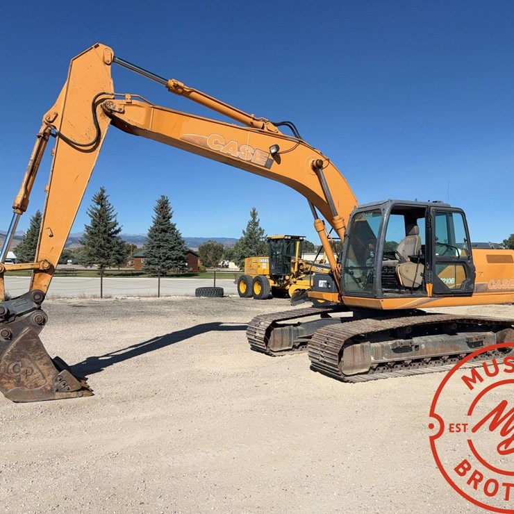 2011 CASE CX210B