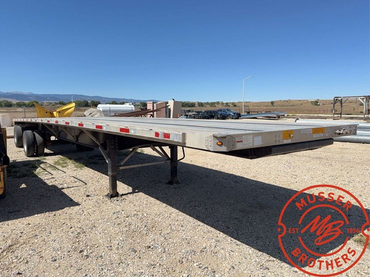 2020-utility-flatbed-image-8