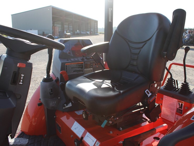 kubota-l47-image-5