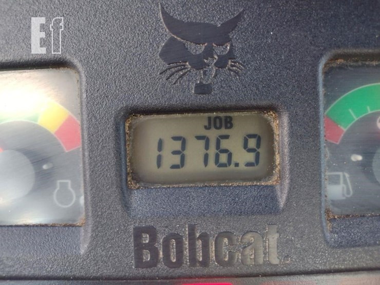 2006-bobcat-toolcat-5600-image-6