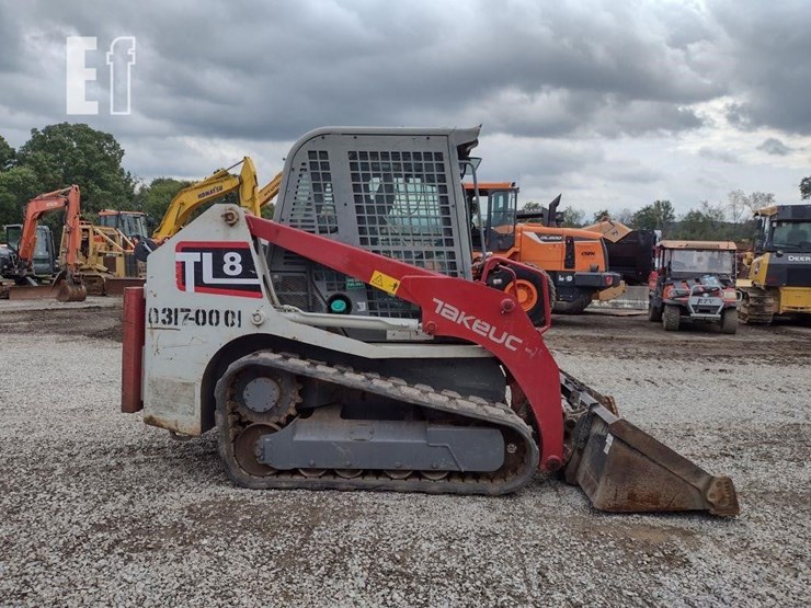 2019-takeuchi-tl8-image-3
