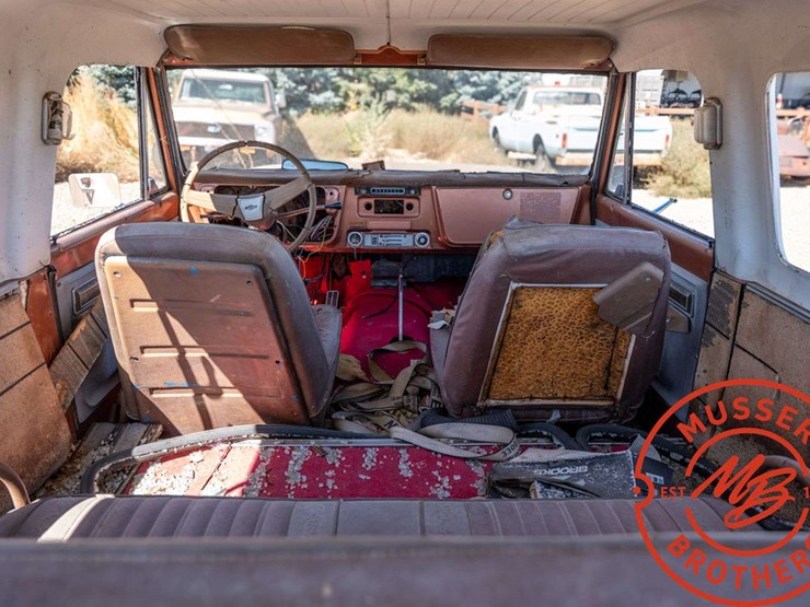 1972-chevrolet-k5-image-12