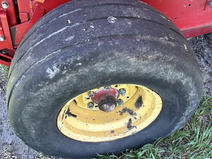 case-ih-8480-image-23