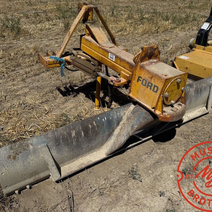 FORD TRACTOR