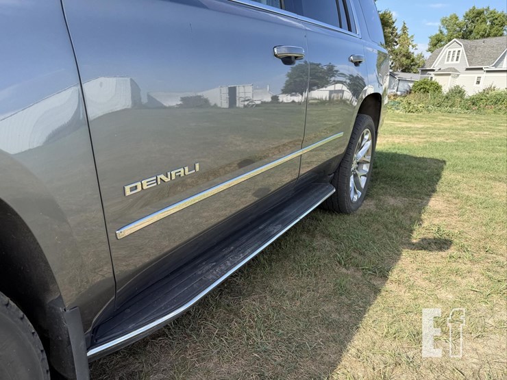 2018-gmc-yukon-denali-image-8