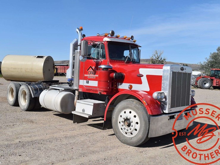 1984-peterbilt-359-image-10