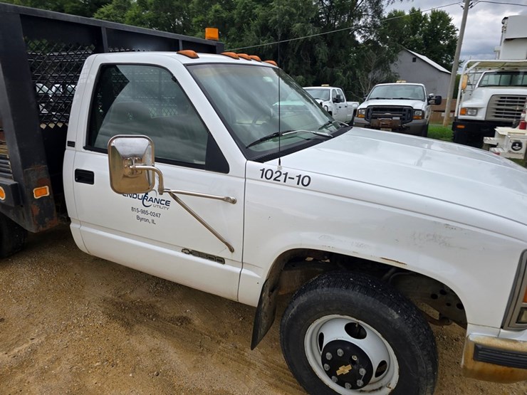 #2069-•-1993-chevrilet-3500-cheyanne-stake-body-truck-image-20