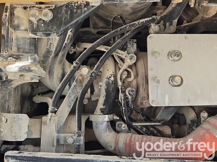 2019-komatsu-wa380-8-image-47