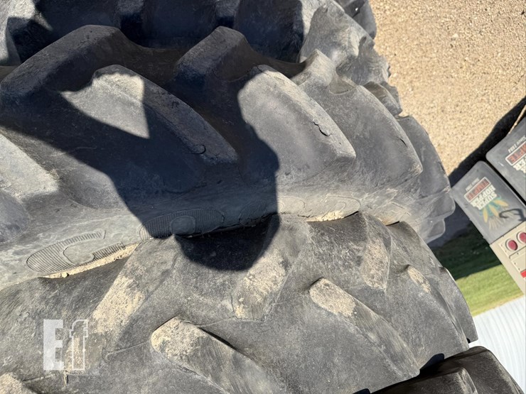 6x-case-tractor-rims-and-tires-image-15