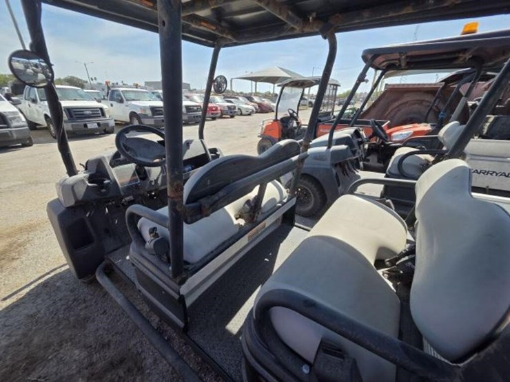 2023-club-car-carryall-1700-image-5