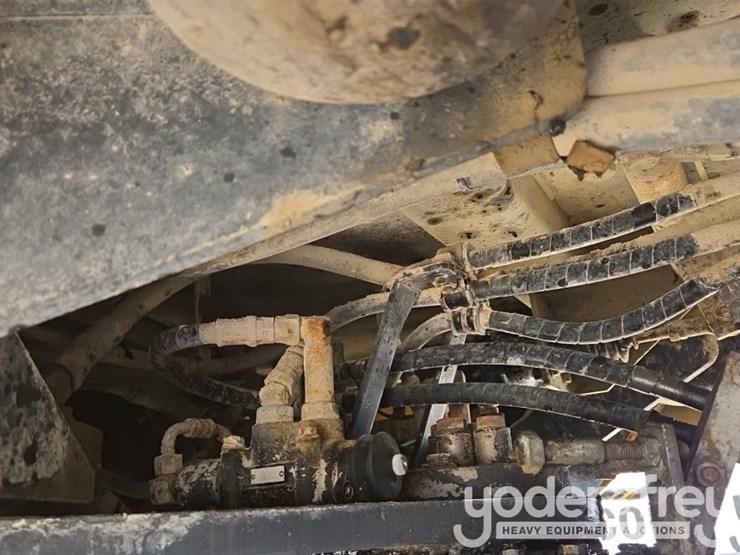 2019-komatsu-wa380-8-image-34