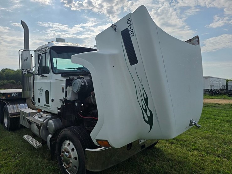 1999-mack-ch613-image-24