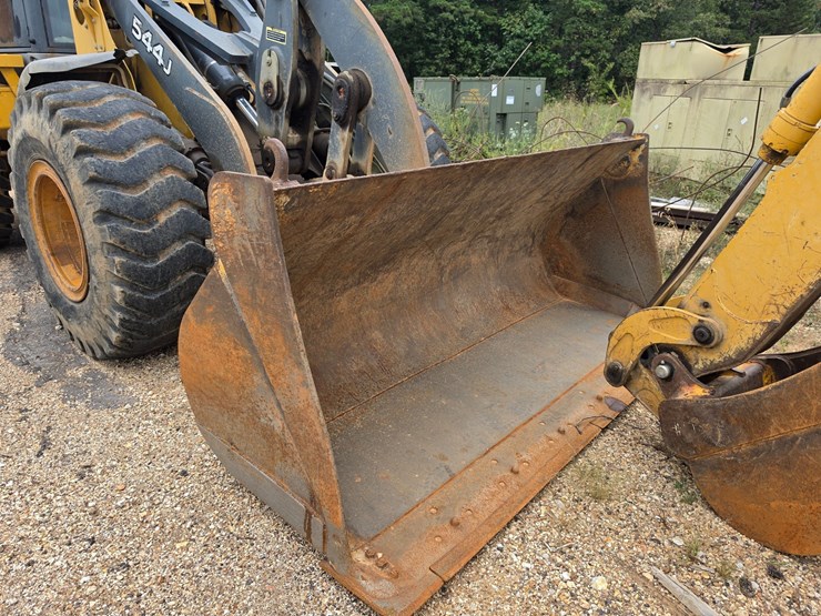 deere-544j-image-61
