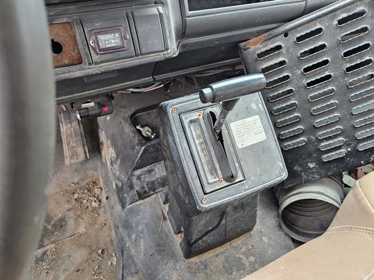#2087-•-1998-gmc-c5500-water-truck-image-31