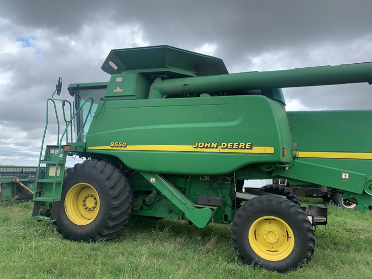 2000-john-deere-9550-image-13